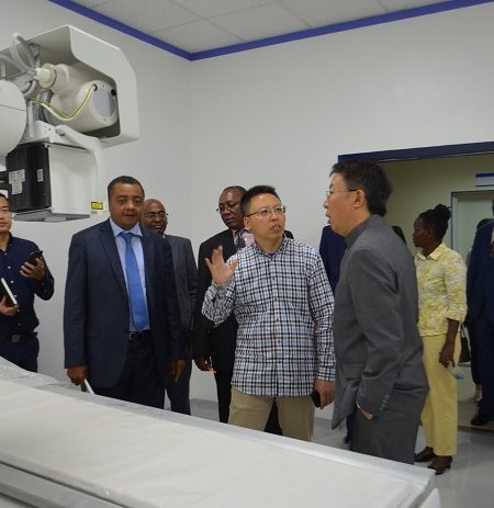 Chinese Ambassador tours KUTRRH